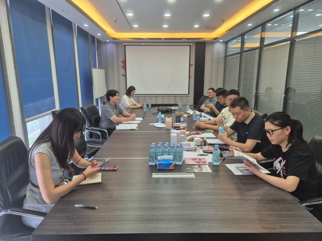 제품 라인업 미팅